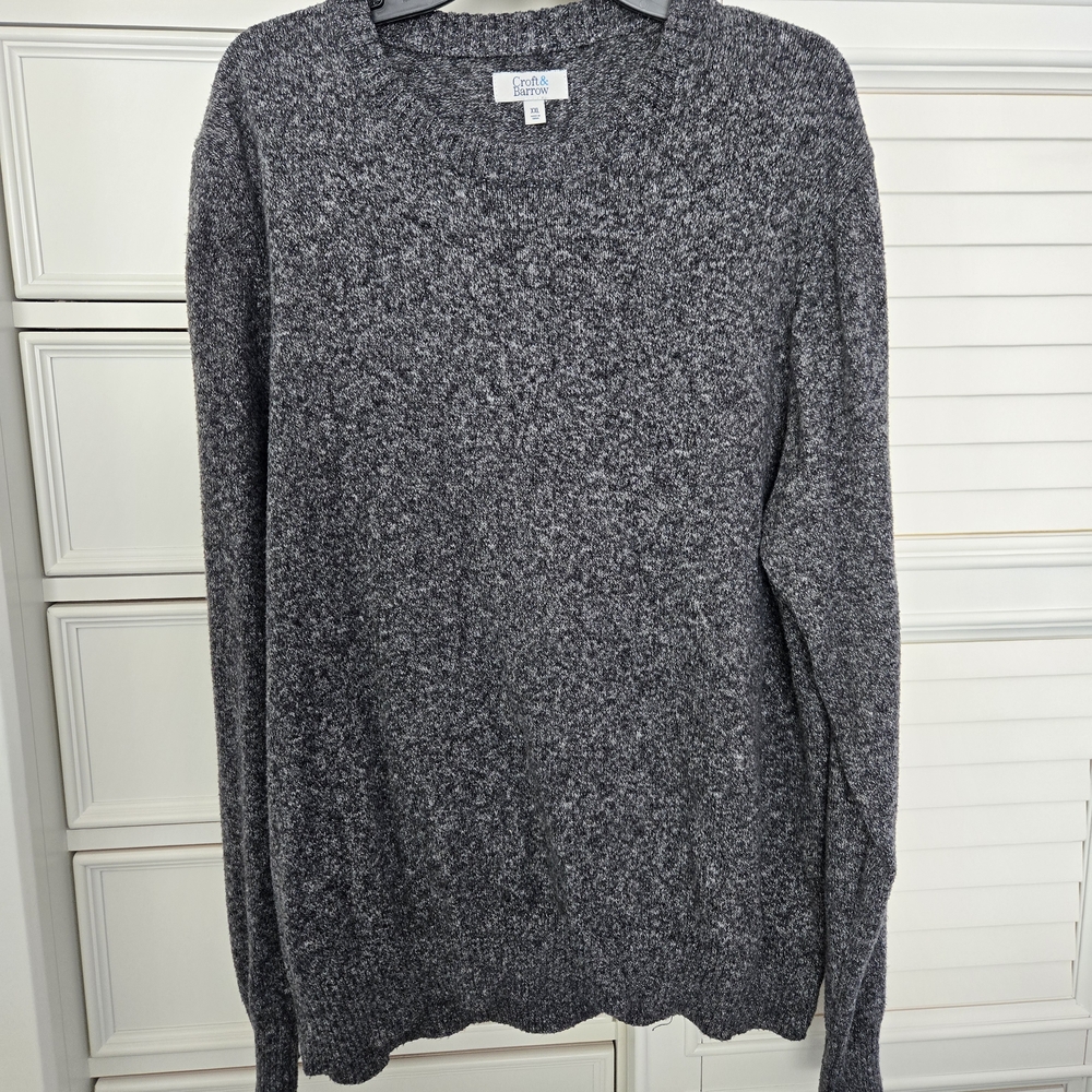 Croft & Barrow Men's Dark Gray Crewneck Sweater